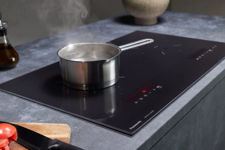 Bếp từ Panasonic KY-C1W70KRA